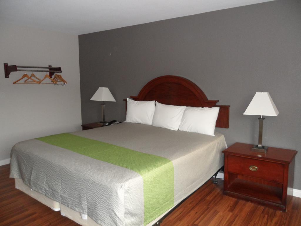 Econo Lodge Gorman Extérieur photo